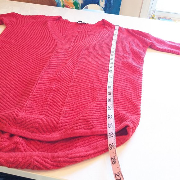 Express 100% Cotton Red V Neck Poncho Style Sweater - Picture 5 of 7